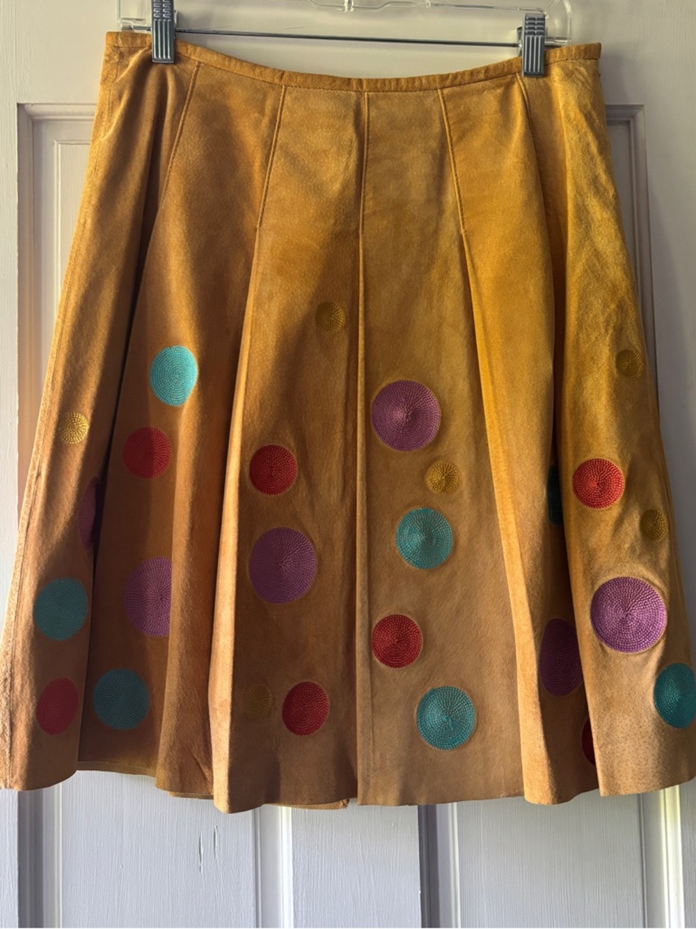 Bernardo Mustard Suede Leather Embroidered pleated Skirt size 8